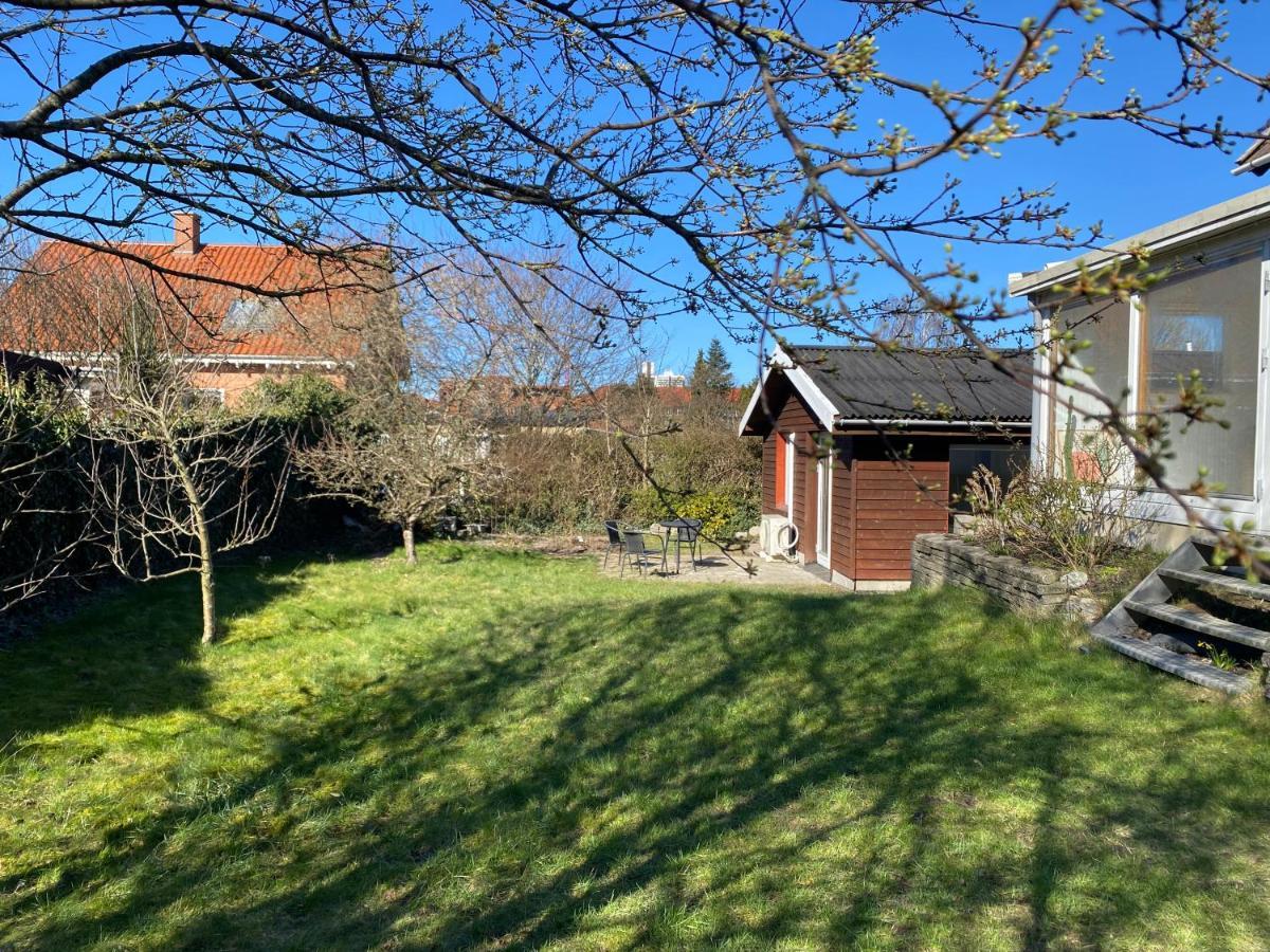 Cozy House With A Graden View Villa Herlev Kültér fotó